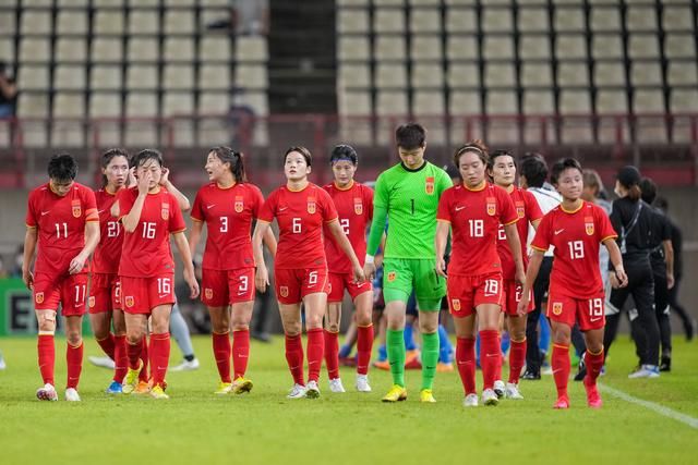 暑期档累计171亿将超去年 《哪吒》走势依旧强劲 2019-08-28 %,累计票房超8亿。